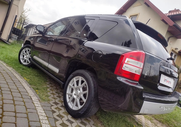 Jeep Compass cena 27990 przebieg: 213700, rok produkcji 2009 z Ćmielów małe 742